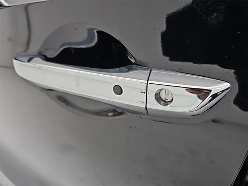 Certified 2023 Honda Odyssey Touring image 59