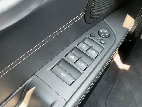 Used 2013 BMW Z4 sDrive28i RWD image 9