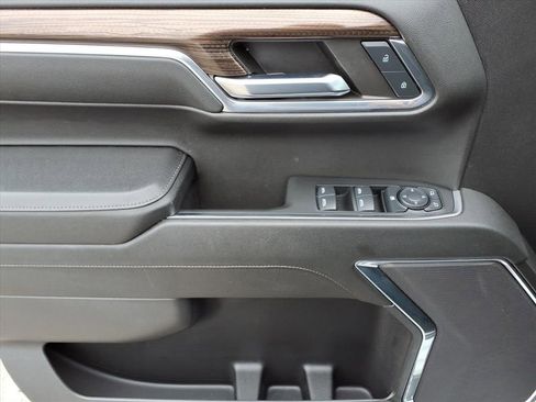 Used 2024 Chevrolet Silverado 1500 LT w/ Convenience Package II image 15