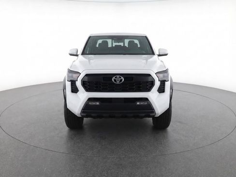 Used 2024 Toyota Tacoma TRD Off-Road AWD/4WD image 5