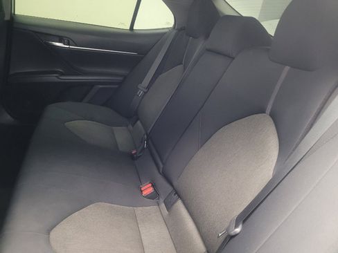 Used 2022 Toyota Camry LE FWD image 18