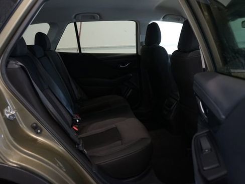 Used 2020 Subaru Outback Premium image 31