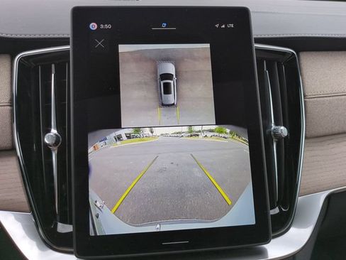 New 2026 Volvo XC90 B6 Ultra w/ Lounge Package AWD/4WD image 16