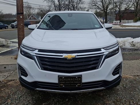 Used 2024 Chevrolet Equinox LT w/ LPO, Floor Liner Package image 3