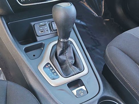 Used 2017 Jeep Cherokee Latitude image 33