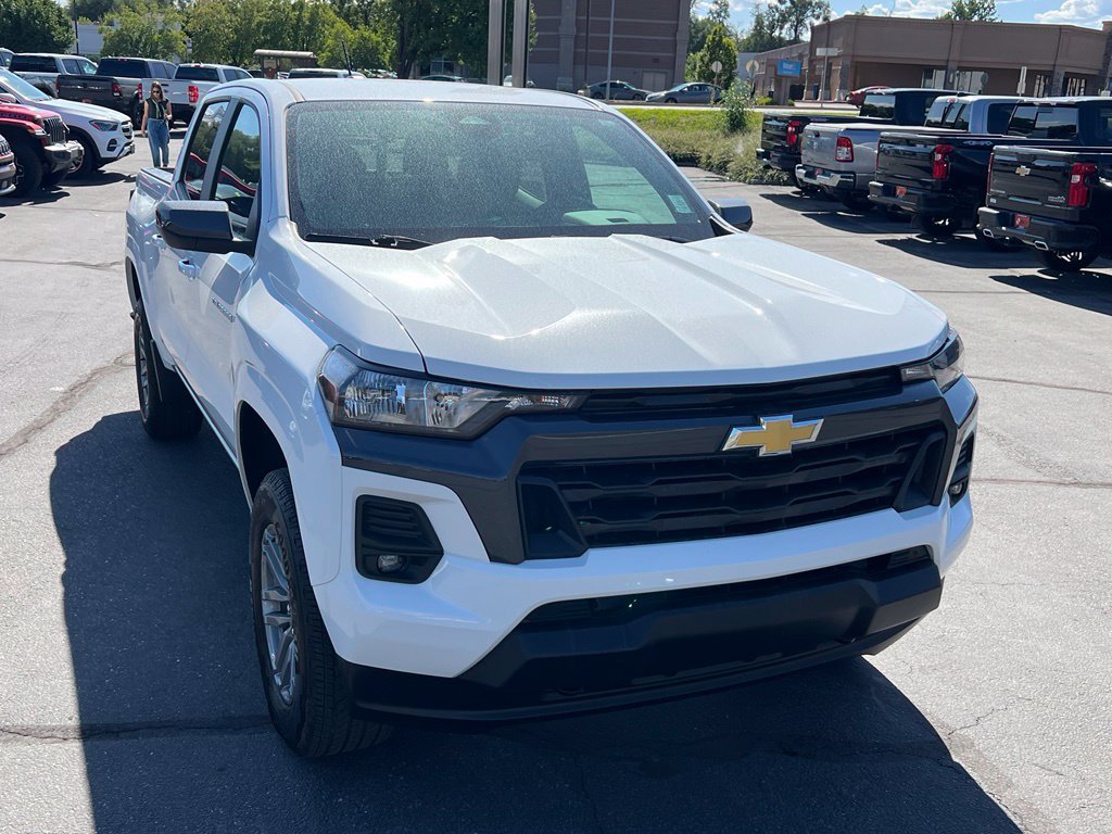 Certified 2024 Chevrolet Colorado LT w/ LT Convenience Package AWD/4WD image 7