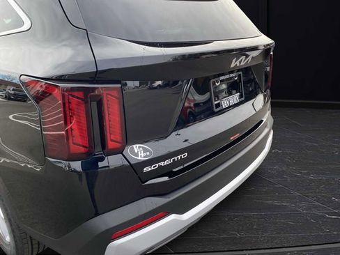 New 2026 Kia Sorento LX image 37