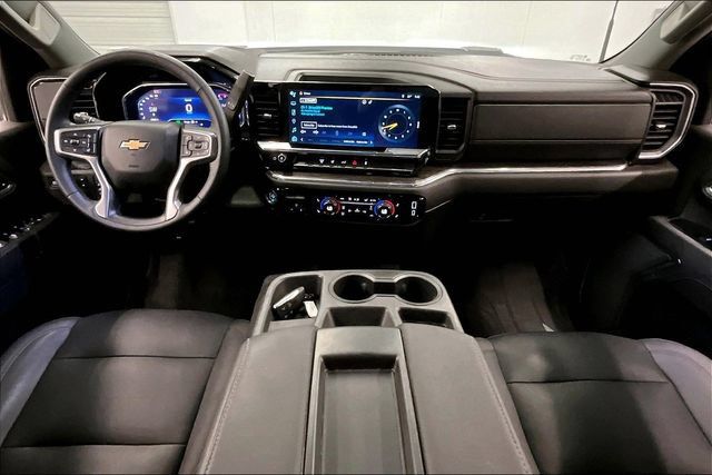 Used 2024 Chevrolet Silverado 2500 LTZ AWD/4WD image 18