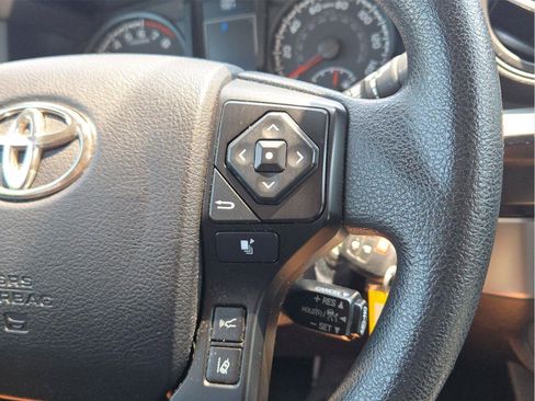 Used 2021 Toyota Tacoma SR AWD/4WD image 60