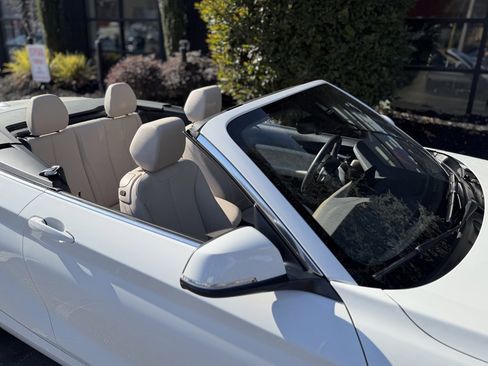 Used 2019 BMW 230i Convertible w/ Convenience Package image 54