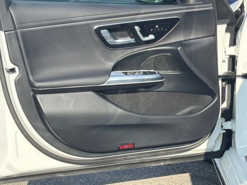 Certified 2026 Mercedes-Benz E 350 4MATIC Sedan image 18
