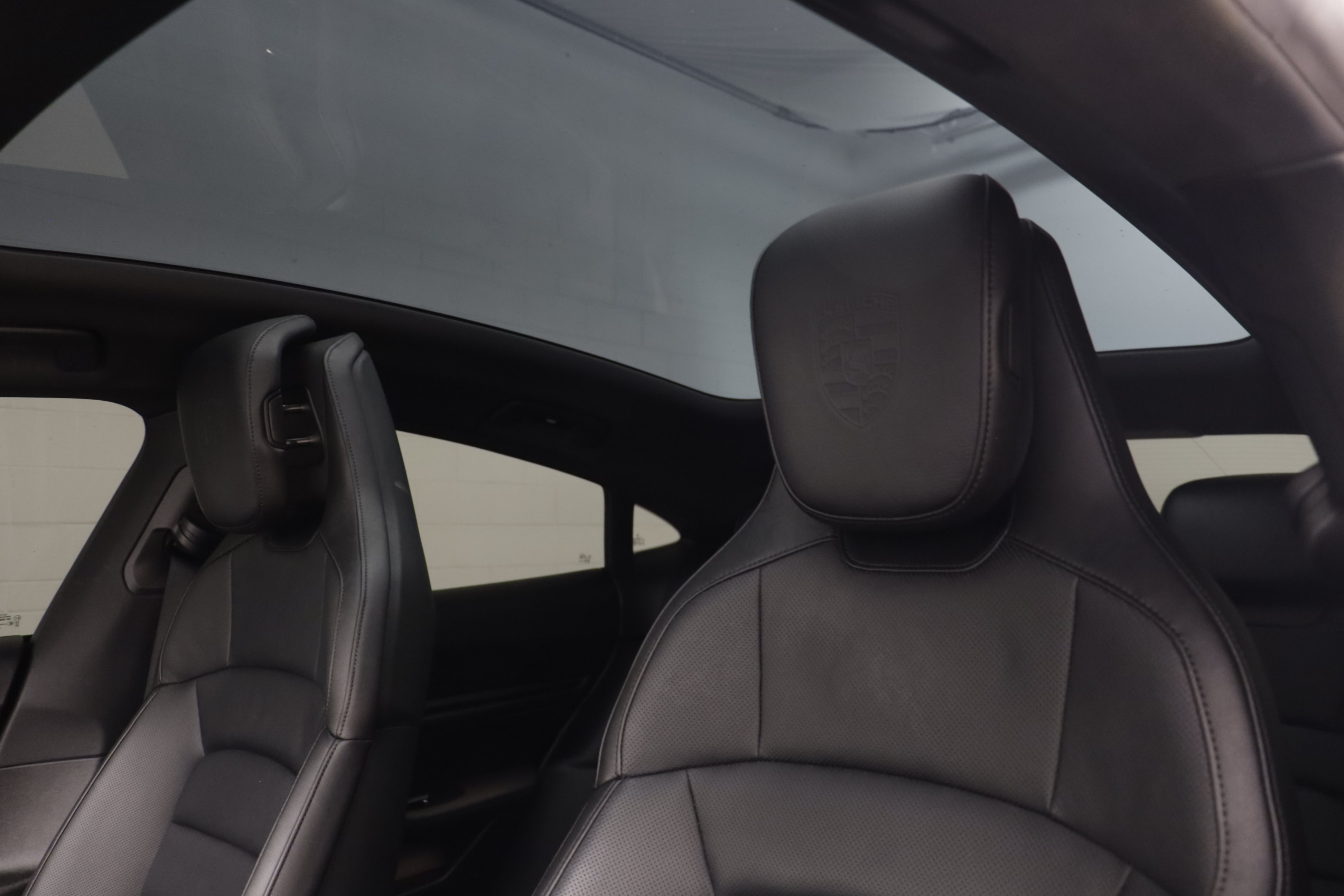 Used 2020 Porsche Taycan 4S AWD/4WD image 14