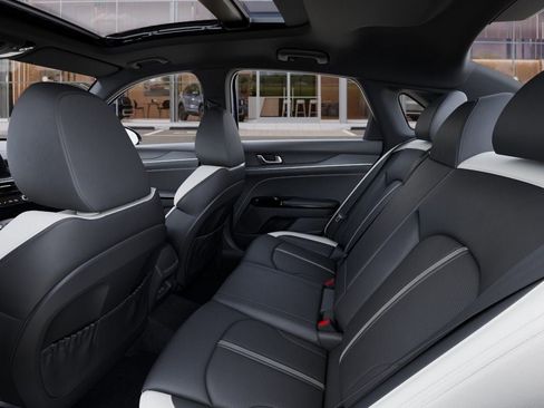 New 2025 Kia K5 GT-Line w/ GT-Line Premium Package FWD image 18