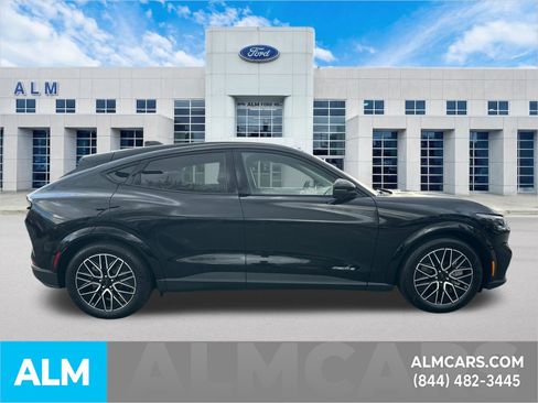 Used 2025 Ford Mustang Mach-E Premium image 5