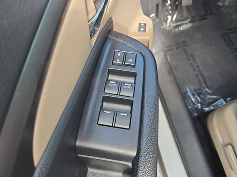 Used 2020 Honda Pilot EX-L image 12