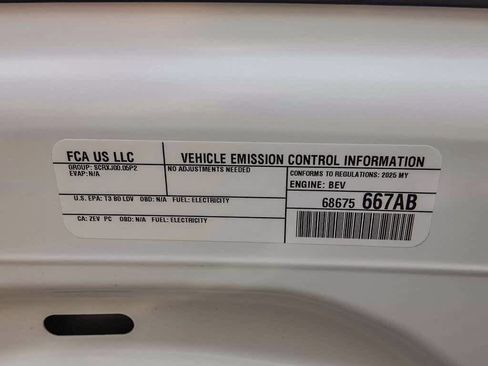 Used 2025 Jeep Wagoneer S Limited image 27