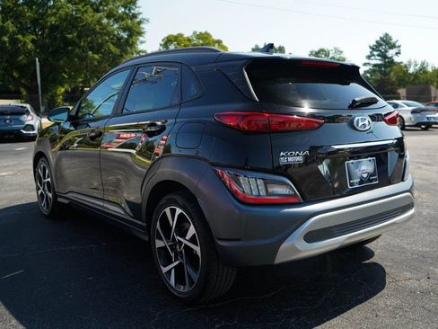 Used 2023 Hyundai Kona Limited FWD image 3