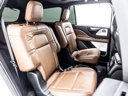 Used 2021 Lincoln Aviator Reserve w/ Equipment Group 208A image 35