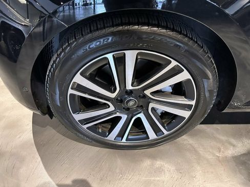 Used 2023 Land Rover Range Rover SE AWD/4WD image 10