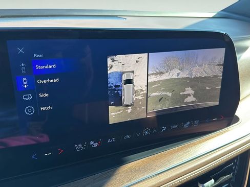 Used 2025 Chevrolet Tahoe High Country AWD/4WD image 35