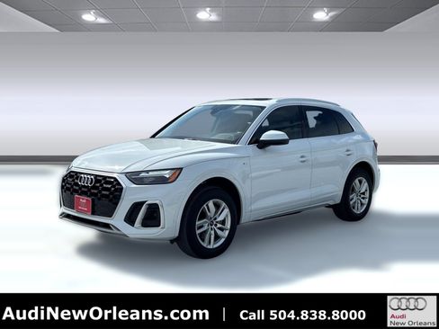 Certified 2023 Audi Q5 2.0T Premium w/ Convenience Package AWD/4WD image 1