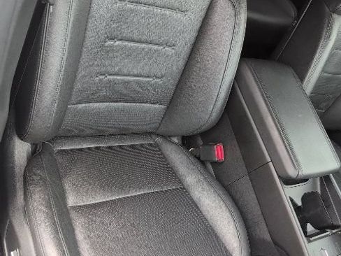 Used 2025 Hyundai Santa Fe Limited AWD/4WD image 9