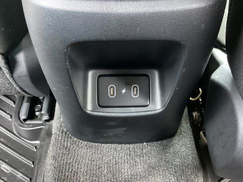 Used 2025 Hyundai Elantra Sport FWD image 32