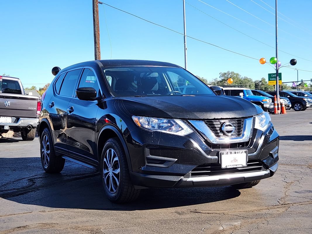 Used 2017 Nissan Rogue S AWD/4WD image 5