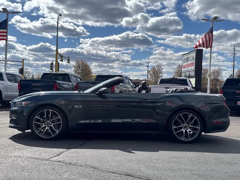 Used 2016 Ford Mustang GT Premium RWD image 33