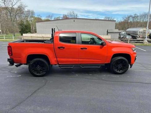 Used 2022 Chevrolet Colorado Z71 w/ Trail Boss Package AWD/4WD image 7
