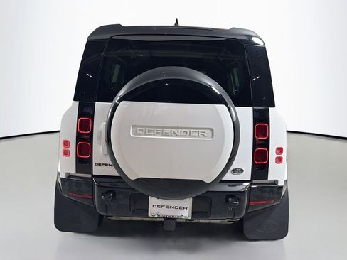 Certified 2023 Land Rover Defender 110 X-Dynamic SE AWD/4WD image 6
