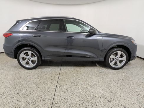 New 2025 Audi Q5 Premium Plus image 8