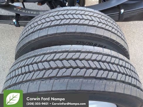 New 2026 Ford F550 4x4 Crew Cab image 27