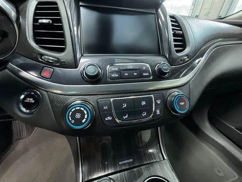 Used 2018 Chevrolet Impala LS FWD image 16