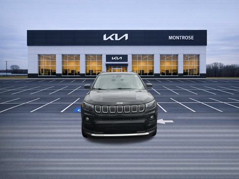 Used 2022 Jeep Compass Limited w/ Sun and Sound Group AWD/4WD image 2