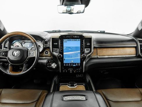 Used 2022 RAM 1500 Limited image 11