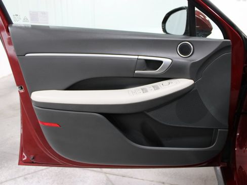 Used 2024 Hyundai Sonata SEL FWD image 18