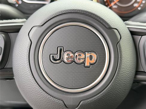 New 2026 Jeep Gladiator Rubicon AWD/4WD image 22