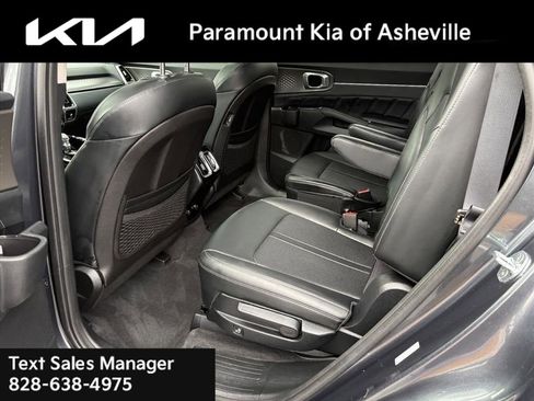 Used 2021 Kia Sorento SX image 21