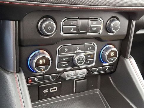 Used 2024 Chevrolet Tahoe RST w/ Luxury Package image 16