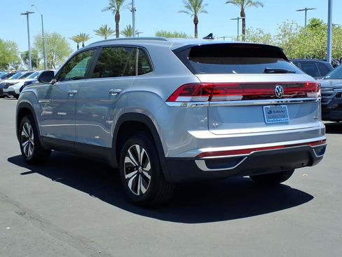 Used 2024 Volkswagen Atlas Cross Sport SE AWD/4WD image 5