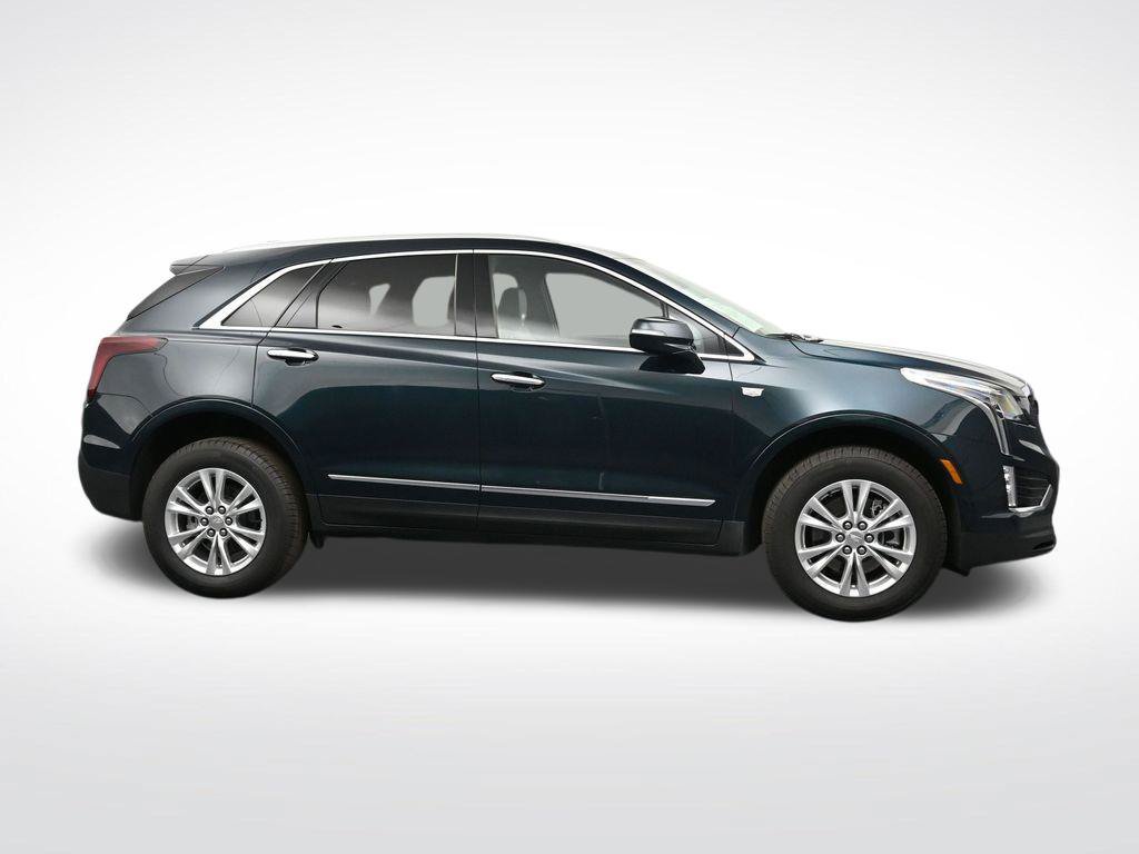 Used 2026 Cadillac XT5 Luxury AWD/4WD image 2