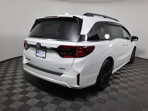 New 2026 Honda Odyssey Sport-L image 4