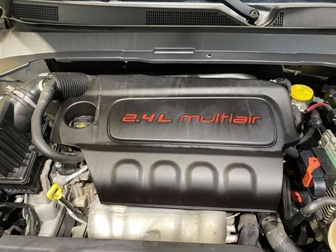 Used 2018 Jeep Compass Limited w/ Navigation Group AWD/4WD image 25