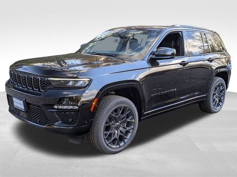 New 2025 Jeep Grand Cherokee Summit image 7