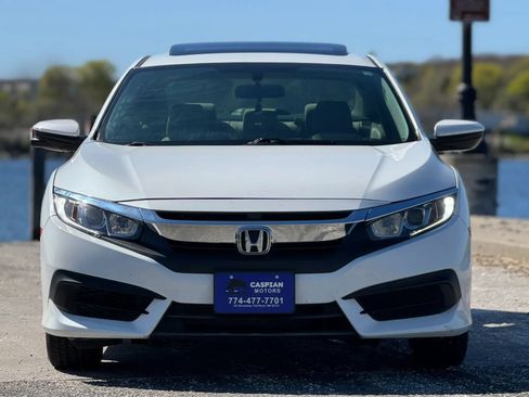 Used 2017 Honda Civic EX image 3