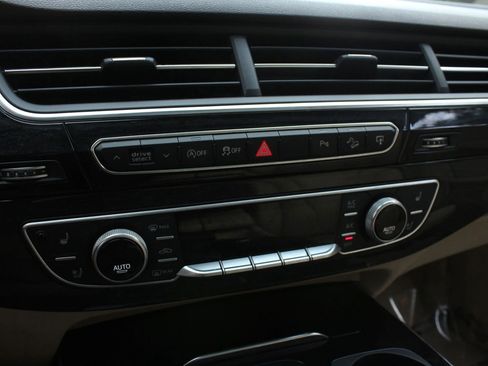 Used 2017 Audi Q7 3.0T Premium Plus image 36