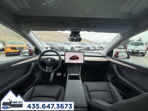 Used 2023 Tesla Model Y Performance image 13