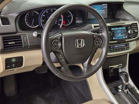 Used 2015 Honda Accord EX-L image 19
