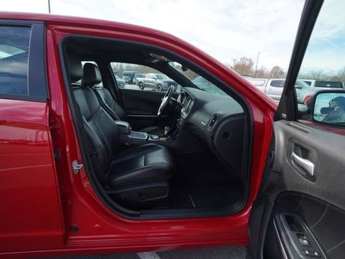 Used 2015 Dodge Charger SXT w/ AWD Plus Group image 21